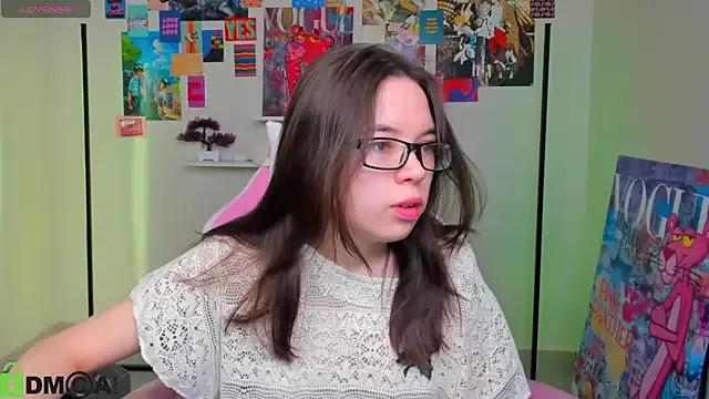 Chio_Mio on StripChat 
