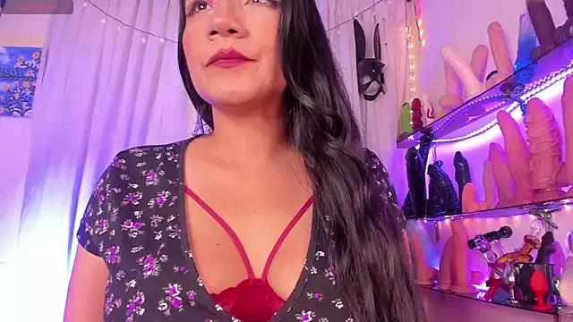 christymilkk on StripChat 