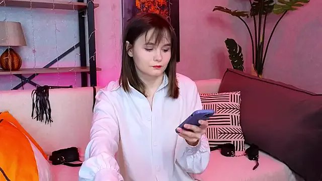 CiriRianonn on StripChat