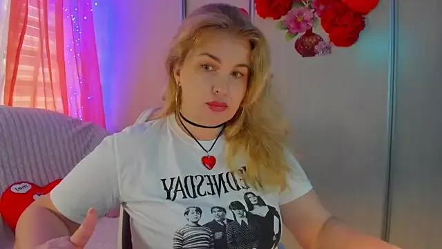 CoraSwon on StripChat 