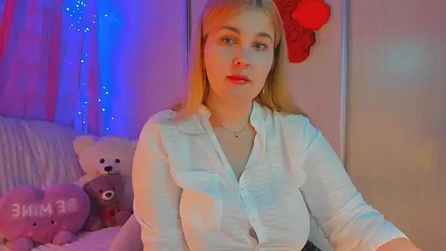 CoraSwon on StripChat 