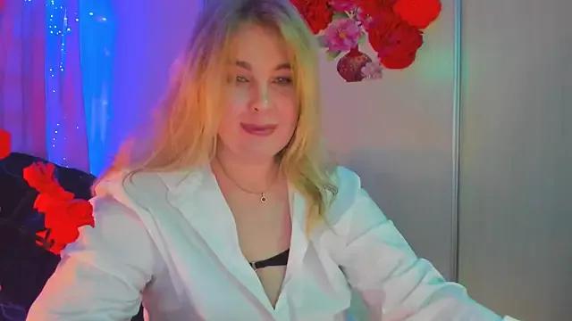 CoraSwon on StripChat 