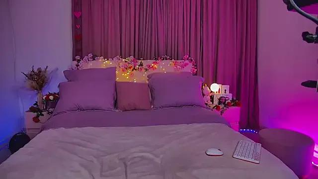 Cosmic_Sia on StripChat 