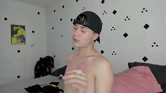 Cute Crushnier1 wants you to fuck his body now crushnier1 from StripChat