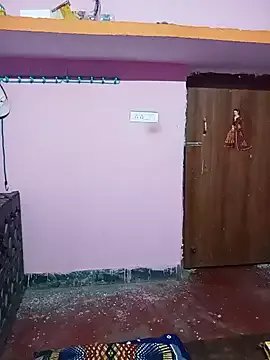 Cute-Simmi on StripChat