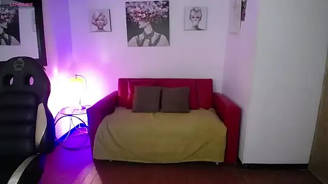 Cute_Angell_ on StripChat