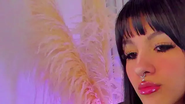 cuteezoe on StripChat