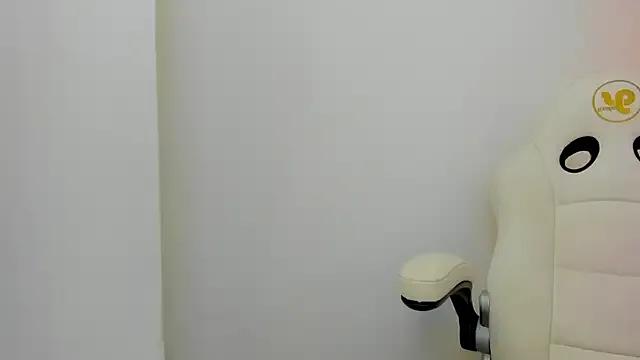 Naked Dalia-Prada wants you to fuck her body now Dalia-Prada from StripChat