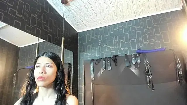 Freechat damian_and_tiana on StripChat