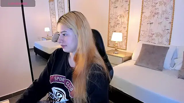 daniand_ on StripChat