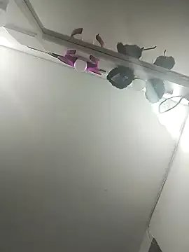 Freechat DannaDooll99 on StripChat