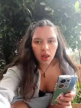 Danni_shy on StripChat