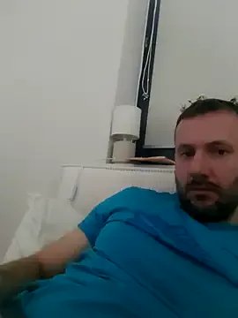 defaktor — Cock out