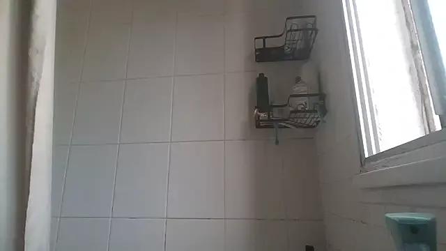 Delilahs_Playtime on StripChat