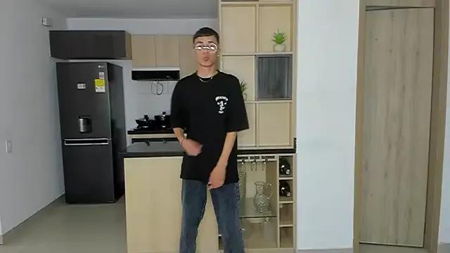 Dylanbisex_hot on StripChat 