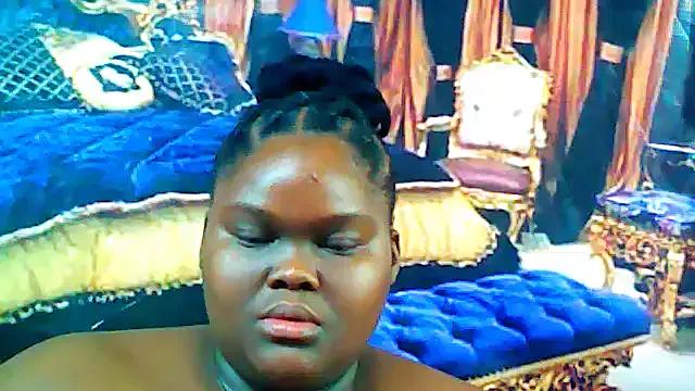 EbonyHotBuns on StripChat 