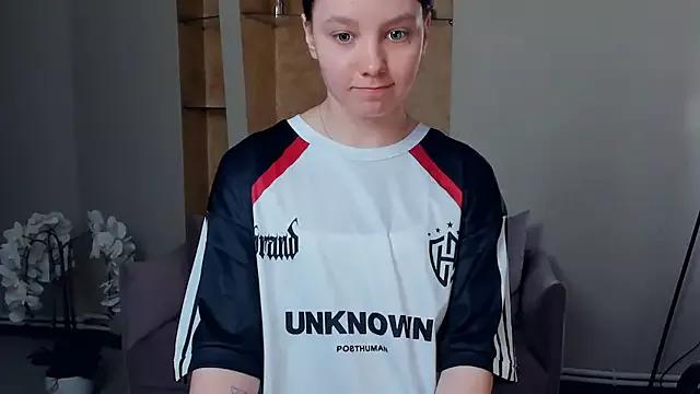 Freechat EdinaCordner on StripChat