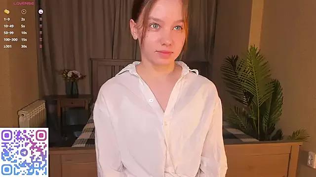 Freechat EdinaCordner on StripChat