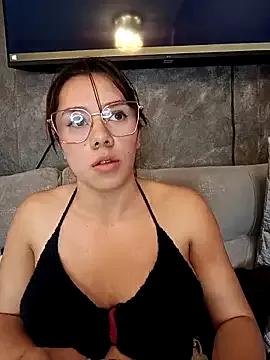EmmaSulivan on StripChat 