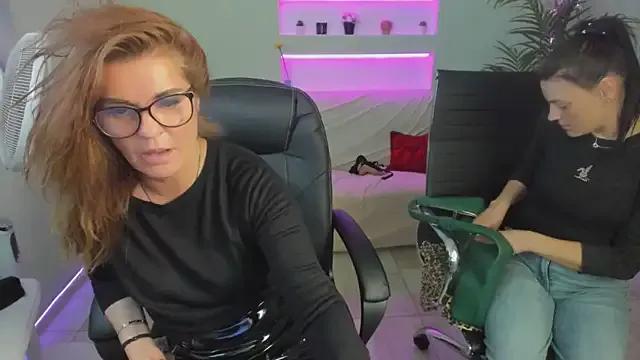 Freechat EricaAndPenelopa on StripChat