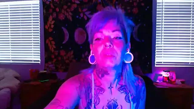Eva_Monroe- on StripChat