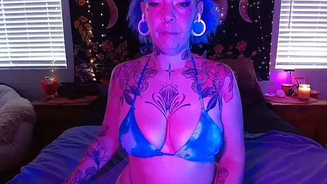 Eva_Monroe- on StripChat