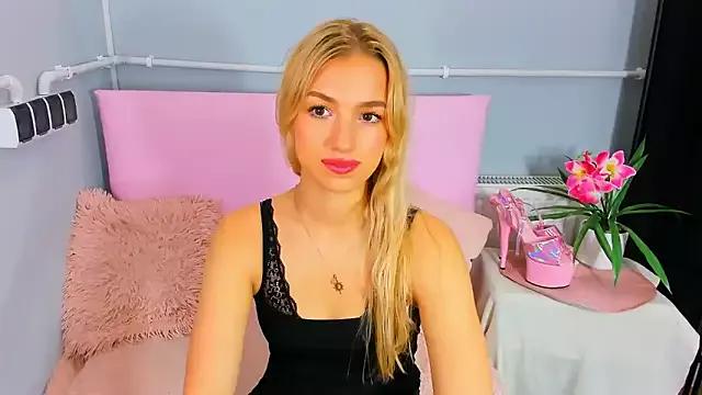 EvetteRose on StripChat 