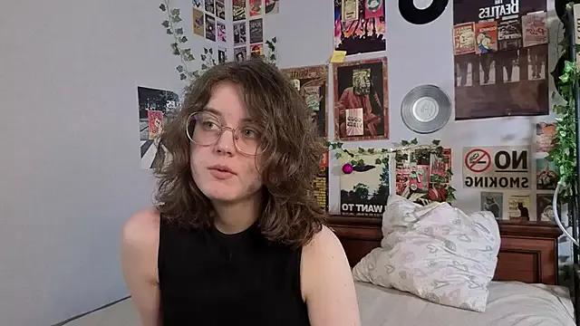 FalineChasey on StripChat 