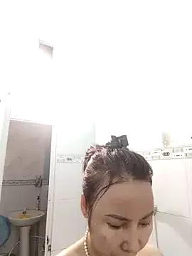 famryta on StripChat 