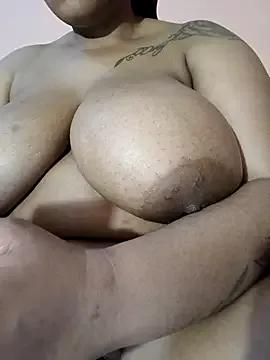 Freechat Fantasy1976 on StripChat