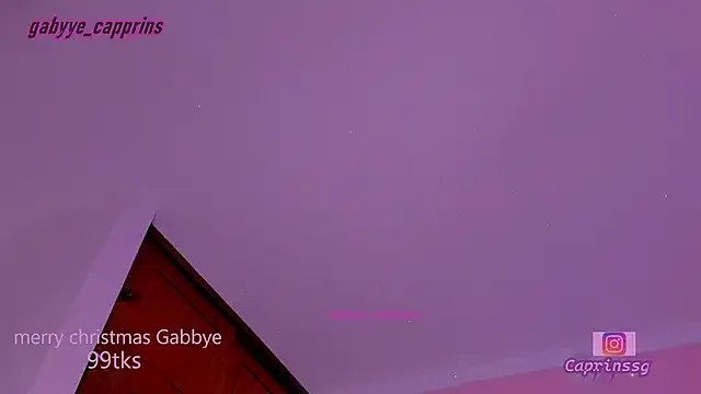 gabyye_capprins — fuck dildo and domi on the clitoris