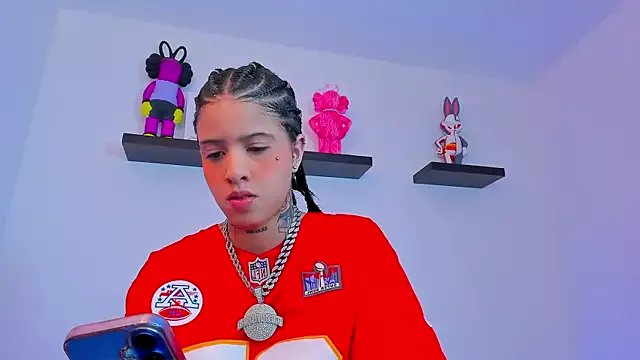 Gangster_Girl on StripChat