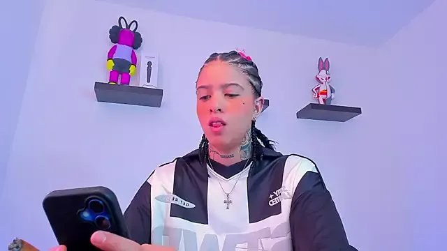 Gangster_Girl on StripChat