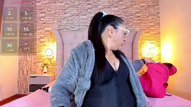 Freechat Gina_Myers on StripChat