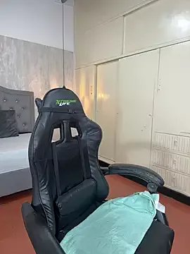 Hadley_ on StripChat