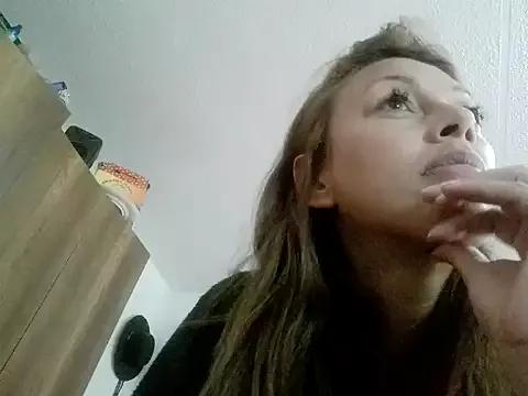 Hanna_Charming on StripChat 