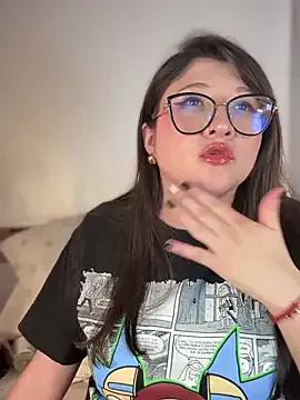 hannaasweet on StripChat 
