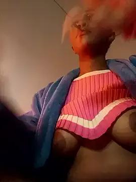 Hannah_107 on StripChat