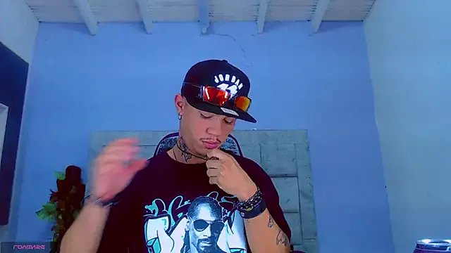 HannibalLester on StripChat 