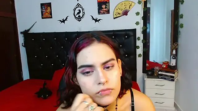 heidy_bloom — oil in my feet