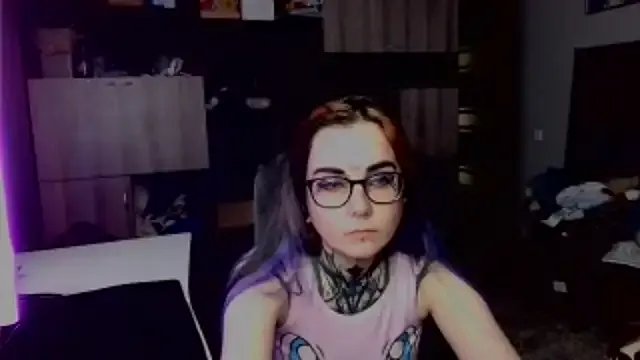 HighelikeGirl on StripChat