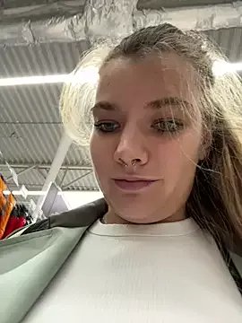 Freechat Holy_Tereza on StripChat