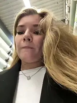 Freechat Holy_Tereza on StripChat