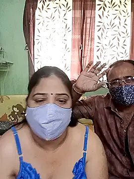 HoneyHush from StripChat