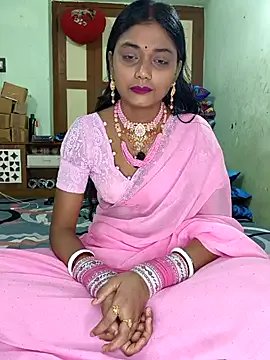 Hot-priyaa1 from StripChat