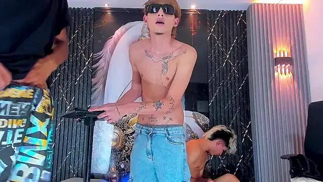 Discover StripChat's Hot_guys_sex3 Hot_guys_sex3 from StripChat