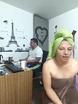 Freechat hotandfierylatinos2023 on StripChat