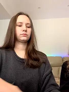 HotCaramellsTV on StripChat 