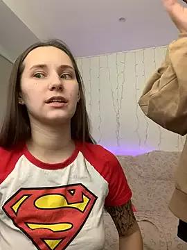 HotCaramellsTV on StripChat 
