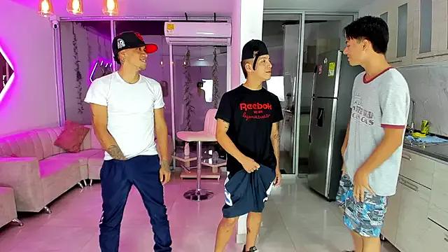 Watch 23 years old Houseofwarrios from StripChat Houseofwarrios from StripChat